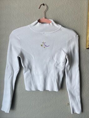 H&M White Turtleneck Sweater with Celestial Embroidery